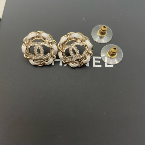 ***S0Ld**on another platform. Chanel Earrings. Chain Around CC Stud Earrings - Picture 4 of 5